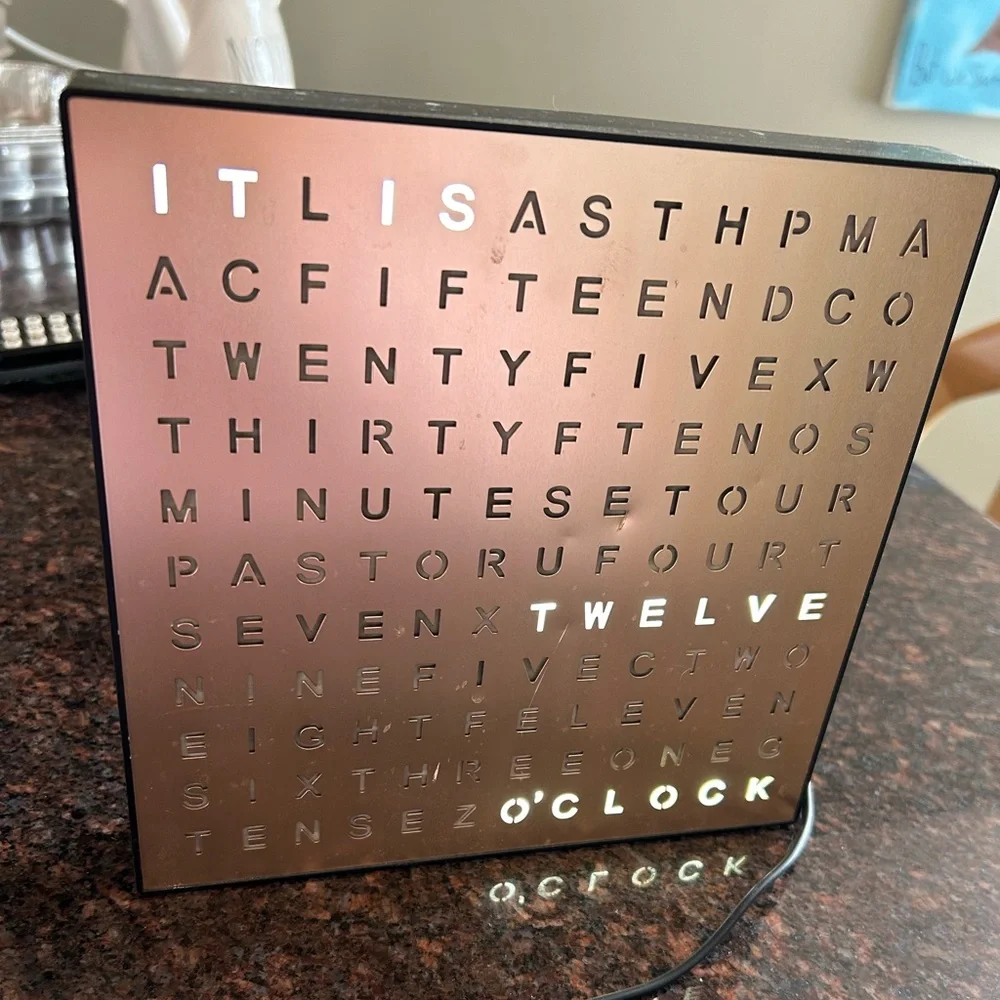 Clock - Picture 5 of 6